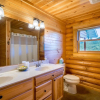 Отель Armstrong Luxury Log Vacation  At Windcliff 4 Bedroom Home by RedAwning, фото 3