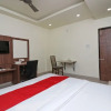 Отель OYO 37989 Hotel Debarshi, фото 17