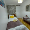 Отель Lovely 2-bed House in the Heart of Woodhouse, фото 1