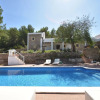 Отель Charming Holiday House Within Walking Distance of Cala Llonga Beach and Village, фото 11
