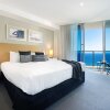 Отель H Residences 2 Bedroom Ocean View in Surfers Paradise в Голде-Косте