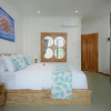 Отель Triple 8 Suites, фото 2