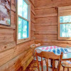Отель Twin Creeks, 4 Bedrooms, Sleeps 14, Rustic Lodge, Hot Tub, Pool Table, фото 11