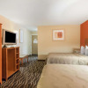 Отель Quality Inn & Suites I-35 near Frost Bank Center, фото 3