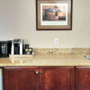 Отель Super 8 by Wyndham Portage La Prairie MB, фото 15