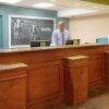 Отель Hampton Inn & Suites Kansas City-Merriam, фото 22