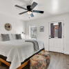 Отель Luxury Casita 5min From Main St With Hot Tub, фото 30