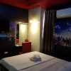 Отель ZEN Rooms Universal Suite Bed and Breakfast, фото 33