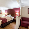 Отель Red Roof Inn & Suites Clinton, TN, фото 3