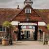 Отель The Walhampton Arms в Лимингтоне