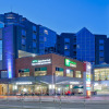 Отель Holiday Inn Express Vancouver-Metrotown (Burnaby), an IHG Hotel, фото 1