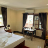 Отель Queen Wood Hotel, фото 6