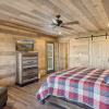Отель Treehouse Lodge 5 Bedroom Cabin by RedAwning, фото 2