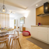 Отель UD Apartments - Atocha Stylish with Pool, фото 10