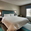 Отель Hampton Inn & Suites Southport, фото 6