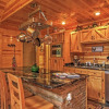 Отель Smoky Mountain Cabin w/ Hot Tub & Outdoor Kitchen, фото 8