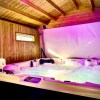Отель Beautiful 2 Bed Hot TuB Suite in Lytham St Annes, фото 18