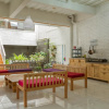 Отель Reddoorz Syariah @ Eco Pesantren Daarut Tauhid, фото 12