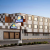 Отель Days Inn by Wyndham Sylvan Lake, фото 1