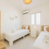 Отель NEW Sunset View Infinity Pool Jacuzzi Sleeps 8, фото 6