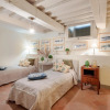 Отель Casa Poggi in Lucca With 5 Bedrooms and 3 Bathrooms, фото 5