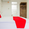 Отель RedDoorz Plus near Sukajadi 2, фото 2