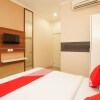 Отель OYO 450 Semampir Residence, фото 17