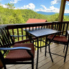 Отель Rocky Top Rendez - 2 Br cabin by RedAwning, фото 3