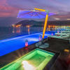 Отель Namhae Lounge 32 Resort B, фото 1