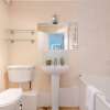 Отель Peaceful and Serene 2BD Flat in Southfields, фото 8
