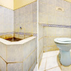 Отель OYO 91198 Hotel Mahkota 2 Lamongan, фото 4