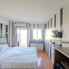Отель OYO 93362 Apartement Sentraland Karawang By Agung Rent, фото 5