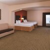 Отель La Quinta Inn & Suites by Wyndham Woodward, фото 4