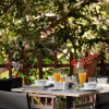 Отель The Gardens Gallery Hotel, фото 9