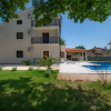 Отель Family apartments in Šušnjići, фото 1