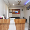 Отель Tandoori Veg Hotel by OYO Rooms, фото 2