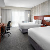 Отель Courtyard by Marriott Raleigh North/Triangle Town Center, фото 3