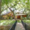 Отель Lake LBJ 4BR Home w/ Boat Deck, Huge Yard, фото 3