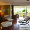 Отель Sunset Beach Carlton- Tahiti - beachfront luxury residence & pool - 4 pers, фото 15