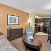 Отель Near Disney - 1BR With King Bed - Pool Hot Tub, фото 7