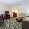 Отель Embassy Suites Dallas-Love Field, фото 10