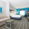 Отель Holiday Inn Express & Suites Houston - Hobby Airport Area, an IHG Hotel, фото 6