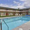 Отель Quality Inn & Suites Big Rapids near University, фото 18