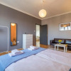 Отель ARTistic & Spacious 2BD Central Apt, фото 14