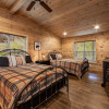 Отель Creekside Manor Too 2 Bedroom Cabin by Redawning, фото 2