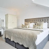 Отель JOIVY Luxury George Street Apartments: Castle Suite, фото 11