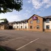 Отель Premier Inn Cardiff West в Кардиффе