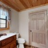Отель Southern Comfort - 4 Br Cabin, фото 8