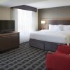 Отель TownePlace Suites by Marriott Windsor, фото 3