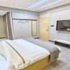 Отель Thank Inn Hotel Hubei Yichang Wuyi Square, фото 2
